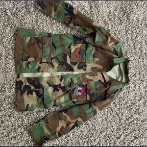 Vintage light weight military long sleeve